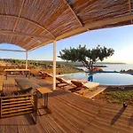 Sunny Vila *