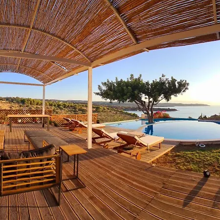 Sunny Villa *