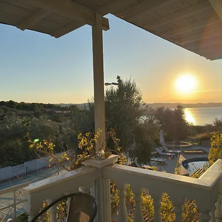Sunny Villa Koilas